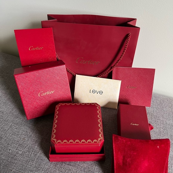 Authentic Cartier Love Lock w/ 4 diamonds - Picture 9 of 9